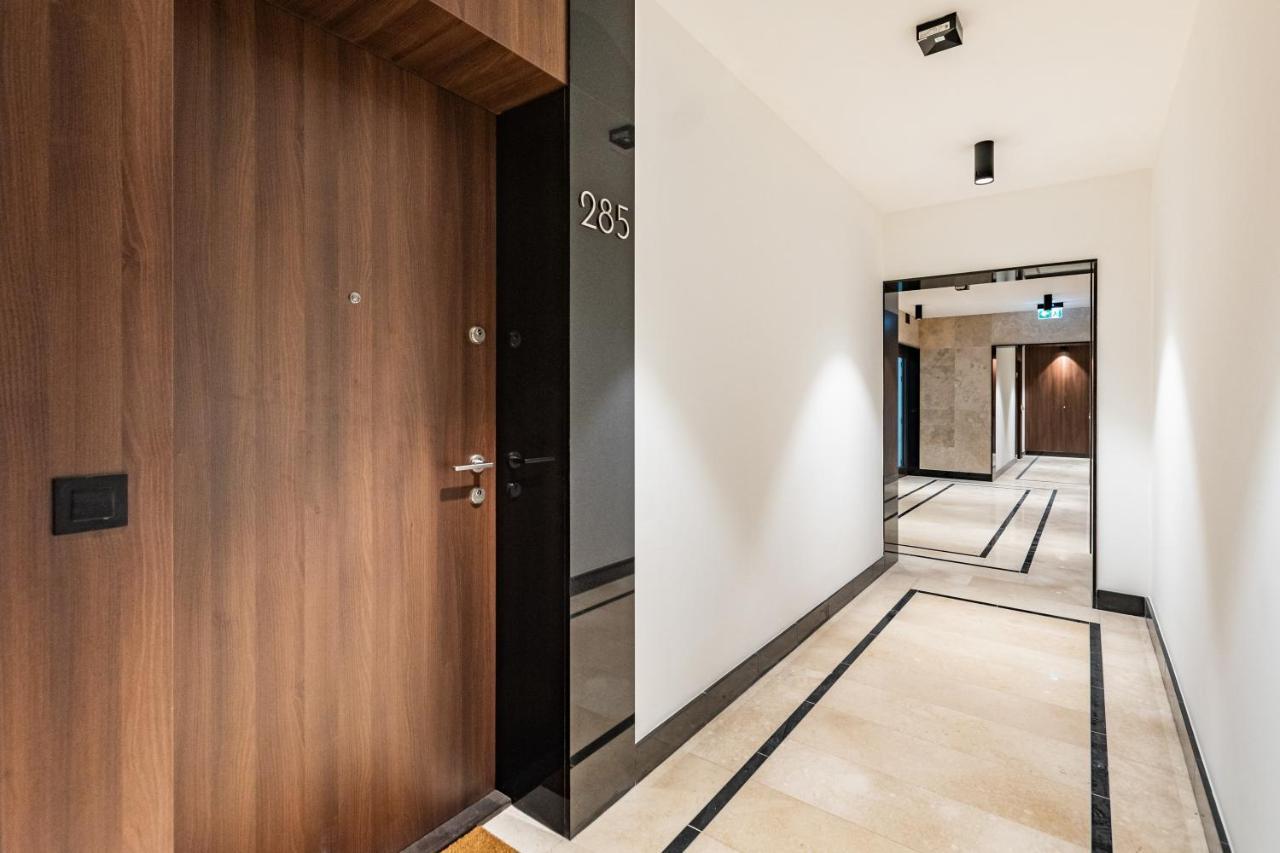 Bg Premium Apartments Mennica Residence Varsavia Esterno foto