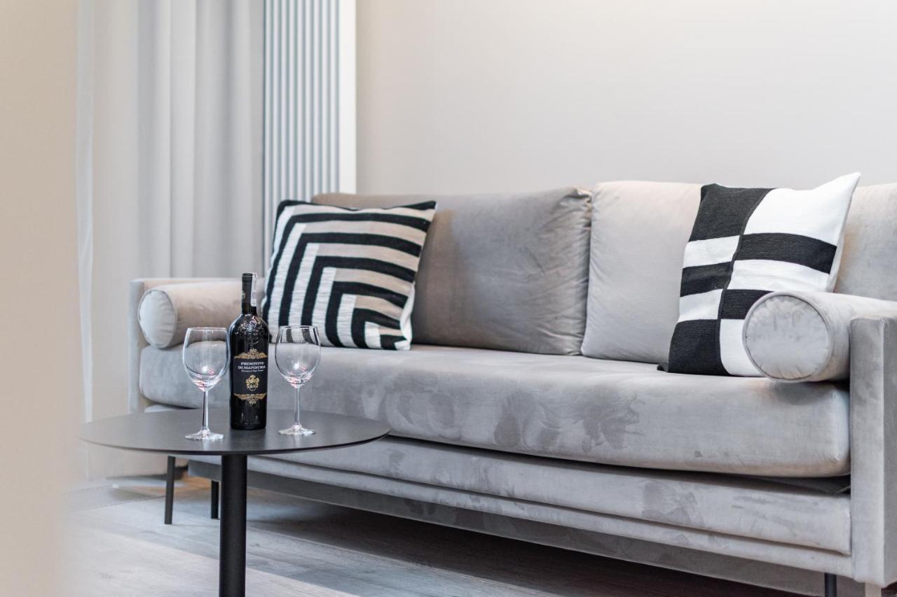 Bg Premium Apartments Mennica Residence Varsavia Esterno foto